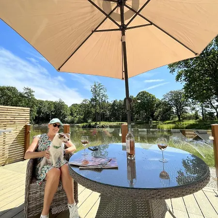 Rowan Boutique Lodge For Couples With A Dog York Exterior photo